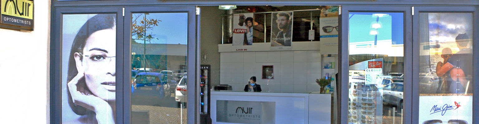 Contact Muir Optometrists: situated centrally in Knysna, find our map and directions, Muir Optometrists telephone number and secure contact form. Contact us Muir Optometrists Knysna: contact numbers, emergency number, email contact form, map & directions. Find Muir Optometrists today!